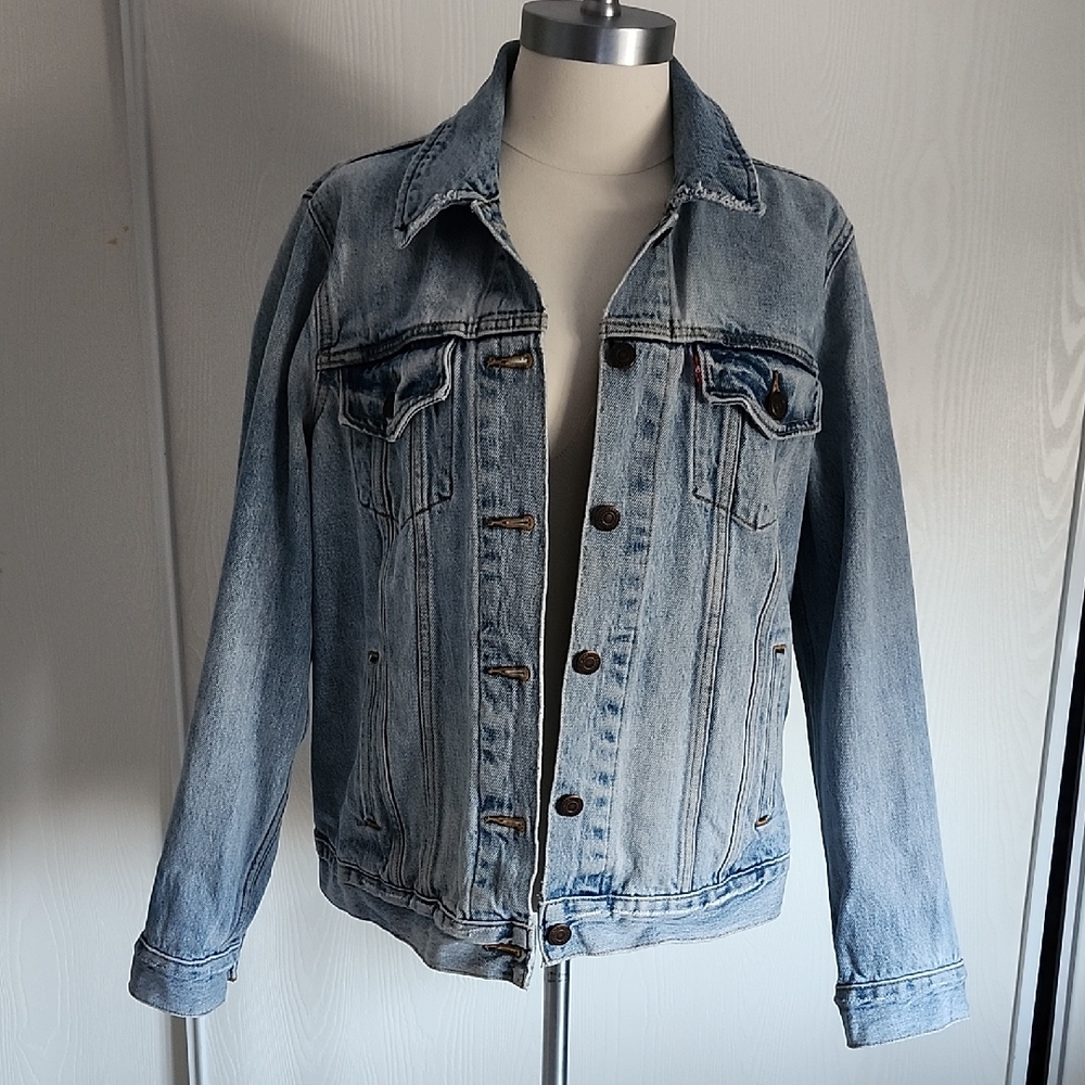 Levi's Classic Blue Jean Jacket